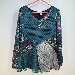 This n That Womens' Size 2X  Boho Multicolor Pullover V-Neck Layered Top